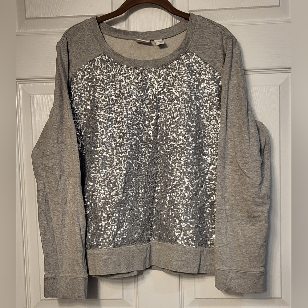 Chicos Size 2 (Large) Gray and Silver Sequined Sweatshirt